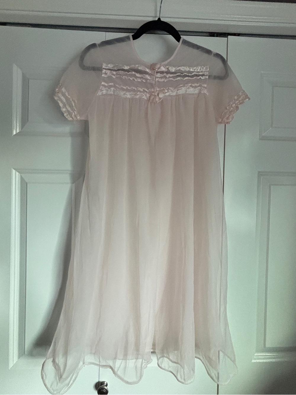1970s Vintage Sheer Light Pink Peignoir with Lace Trim